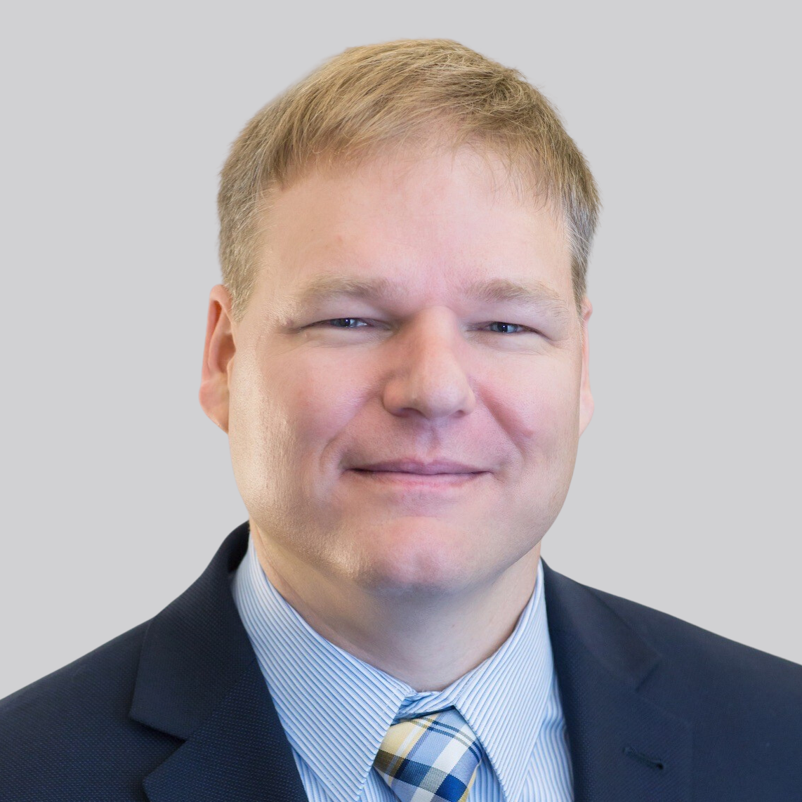 lynn_mettler_cropped_headshot